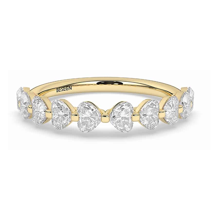 Schlichter Ring mit zehn herzförmigen Diamanten (3,05 x 3,05 mm), Farbe D und Reinheit VVS 1 Schlichter Ring mit zehn herzförmigen Diamanten (3,05 x 3,05 mm), Farbe D und Reinheit VVS