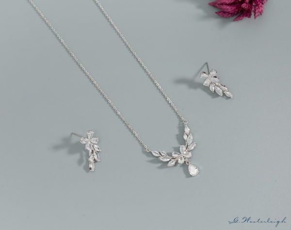 Brautschmuck-Set Silber Zirkonia Tropfen Ohrringe und Kette floral