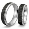 Dunkle Trauringe mit Carbon und Brillanten in Platin und Weißgold