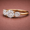 Flora Verlobungsring in 750/- Gelbgold mit Labor Diamanten